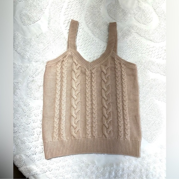 Evereve Knit Tank - Picture 2 of 7